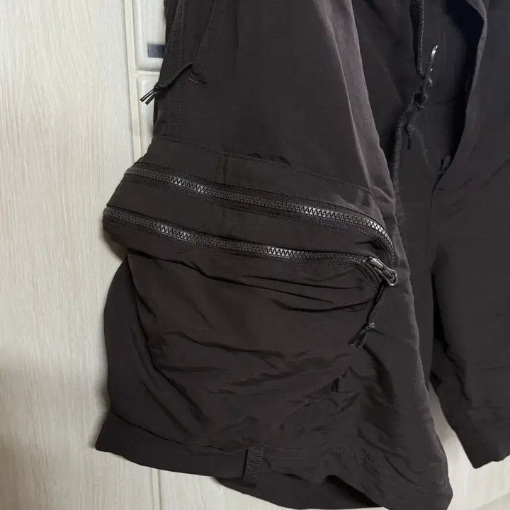 [BUNJANG] Nike ACG Snowgrass Cargo Shorts Velvet Brown XL / [새상품]나이키 ACG 스노우그래스 카고 쇼츠 벨벳 브라운 XL