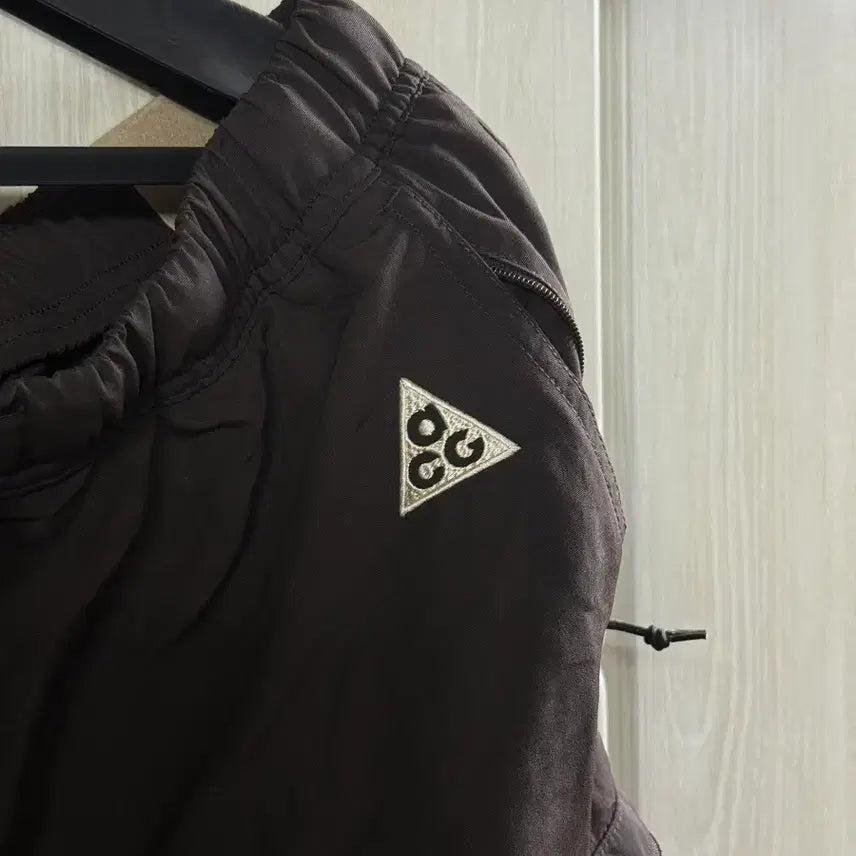 [BUNJANG] Nike ACG Snowgrass Cargo Shorts Velvet Brown XL / [새상품]나이키 ACG 스노우그래스 카고 쇼츠 벨벳 브라운 XL