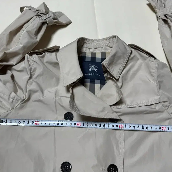 [BUNJANG] Burberry Double-Breasted Windbreaker Trench Coat / (상태AA) 버버리 춘추하계 레인코트/바람막이 트렌치코트44-55