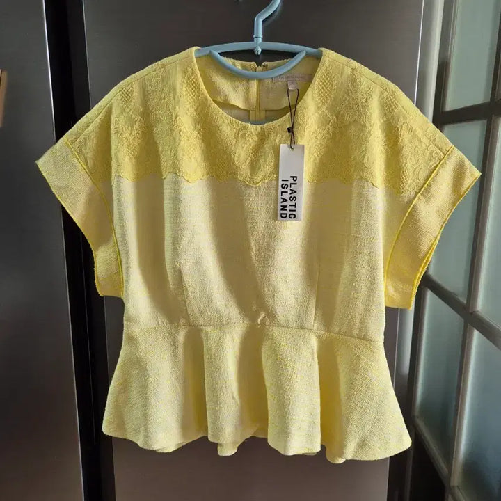 [BUNJANG] Plastic Island Yellow Blouse / [새상품]플라스틱아일랜드 옐로우 블라우스