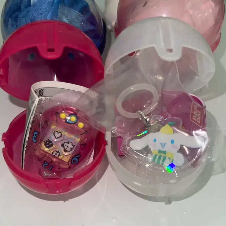 [BUNJANG] Sanrio Cinnamoroll Tamagotchi Keychain Gacha / 산리오 시나모롤 다마고치 키링 가챠