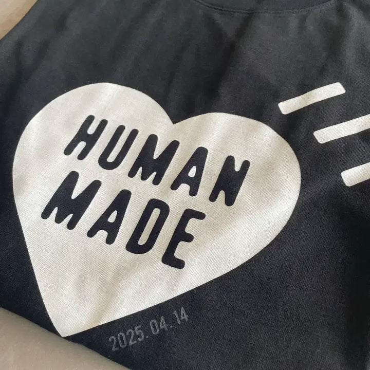 [BUNJANG] Human Made Heart T-shirt Black White L / 휴먼 메이드 하트 티셔츠 블랙 화이트 L