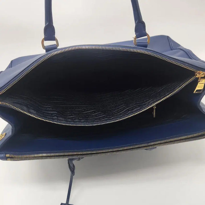 [SOLD OUT] [S+급] 프라다 럭스 갤러리아 백 사피아노 토트백 빈티지 BN1786