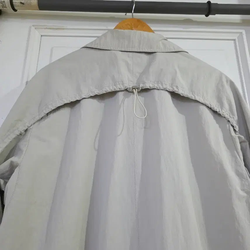 [BUNJANG] Spring Autumn Elegant Oversized Trench Coat / 봄  가을 고급스러운 뒤태가이쁜 오버핏  바바리켓  깨끗해요 가슴단면