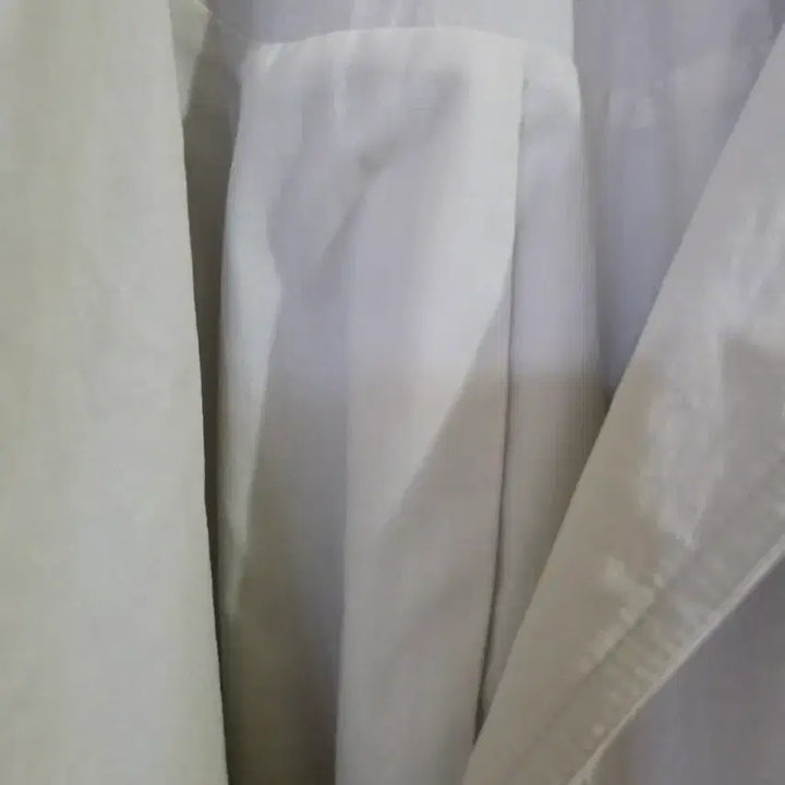 [BUNJANG] Spring Autumn Elegant Oversized Trench Coat / 봄  가을 고급스러운 뒤태가이쁜 오버핏  바바리켓  깨끗해요 가슴단면