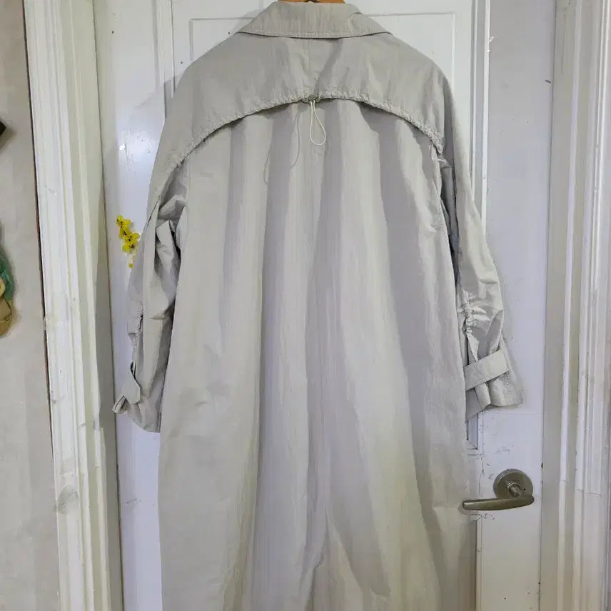 [BUNJANG] Spring Autumn Elegant Oversized Trench Coat / 봄  가을 고급스러운 뒤태가이쁜 오버핏  바바리켓  깨끗해요 가슴단면