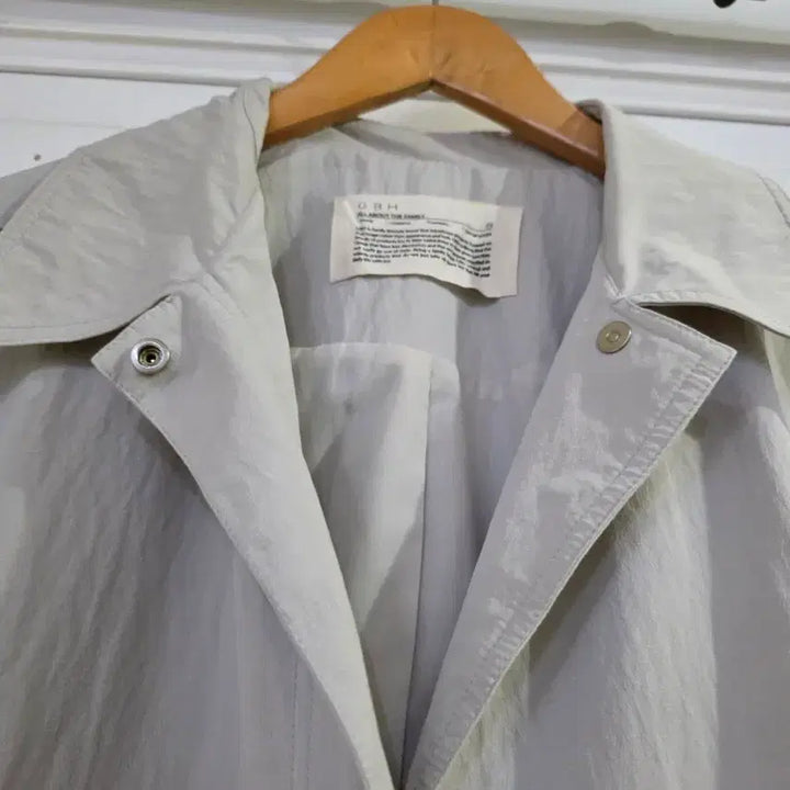 [BUNJANG] Spring Autumn Elegant Oversized Trench Coat / 봄  가을 고급스러운 뒤태가이쁜 오버핏  바바리켓  깨끗해요 가슴단면