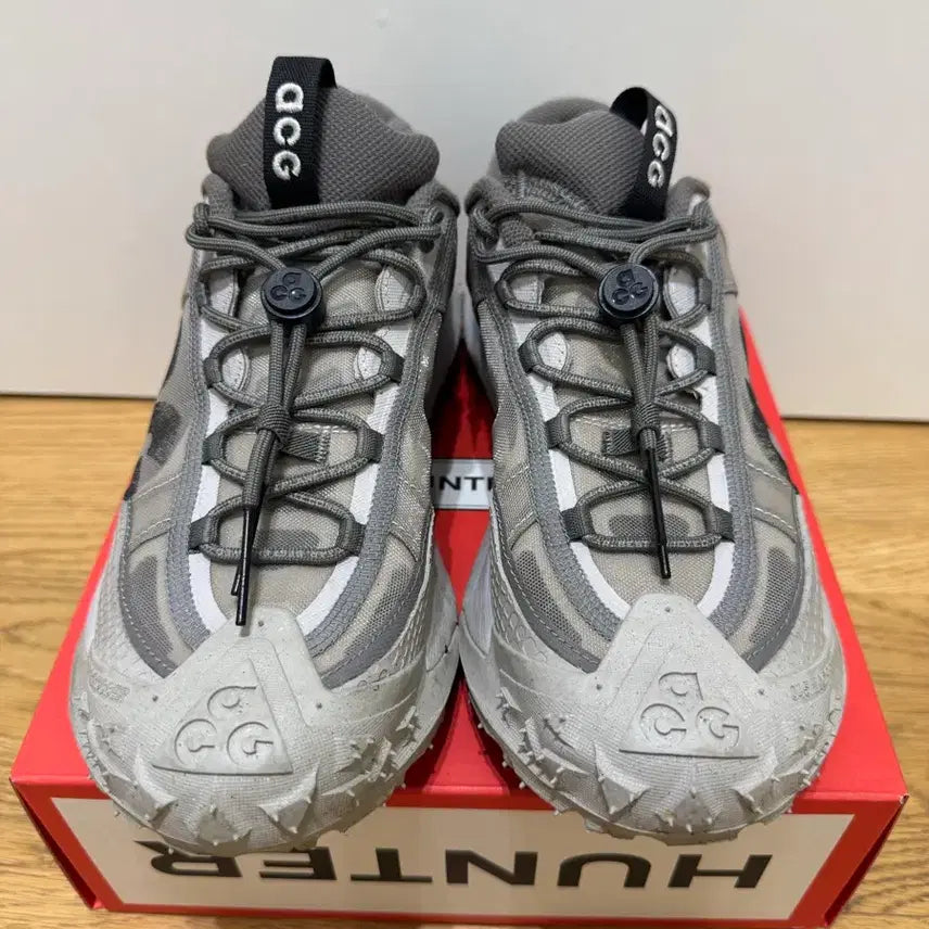 [SOLD OUT] acg 마운틴플라이 2 로우 260 아이언 오어 블랙