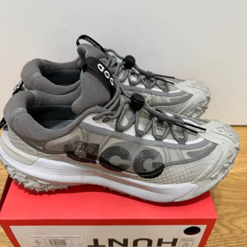 [SOLD OUT] acg 마운틴플라이 2 로우 260 아이언 오어 블랙