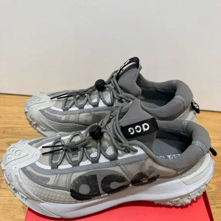 [SOLD OUT] acg 마운틴플라이 2 로우 260 아이언 오어 블랙