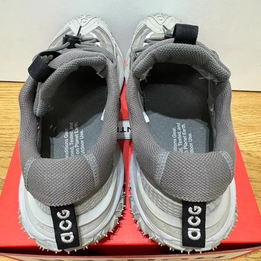 [SOLD OUT] acg 마운틴플라이 2 로우 260 아이언 오어 블랙