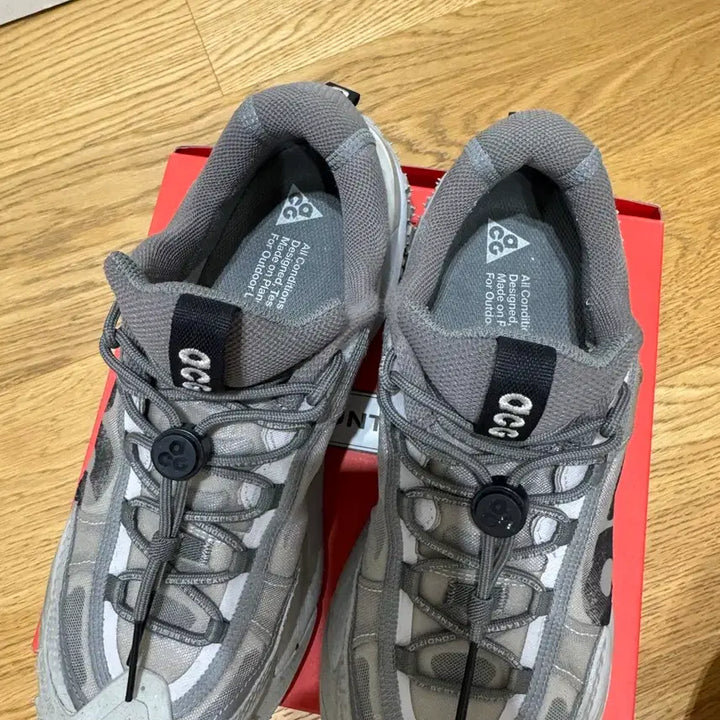 [SOLD OUT] acg 마운틴플라이 2 로우 260 아이언 오어 블랙