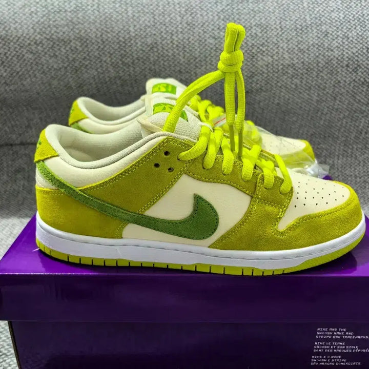 [BUNJANG] Nike Dunk Low Green/Yellow Sneakers (Size 275) / 나이키 덩크 로우 그린/옐로우 스니커즈 사이즈:275