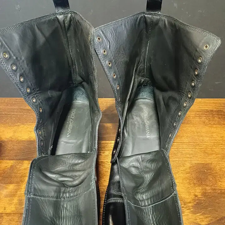 [SOLD OUT] 돌체 앤 가바나 ARMY 레이스업 부츠 남자워커