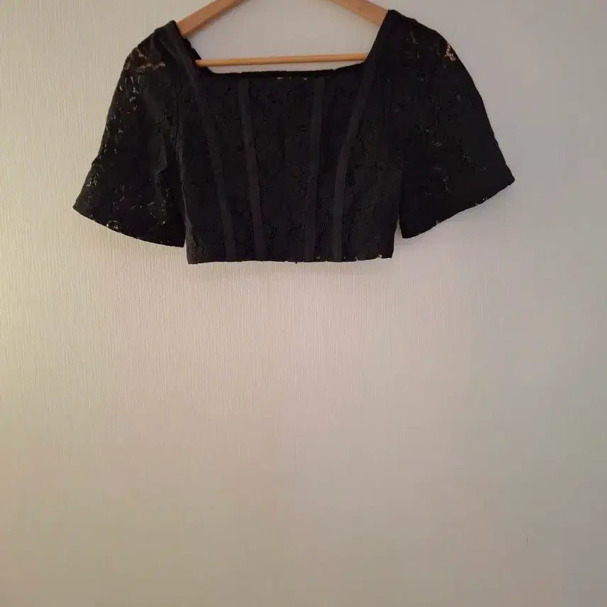 [SOLD OUT] ZARA 블랙 레이스 크롭탑 S