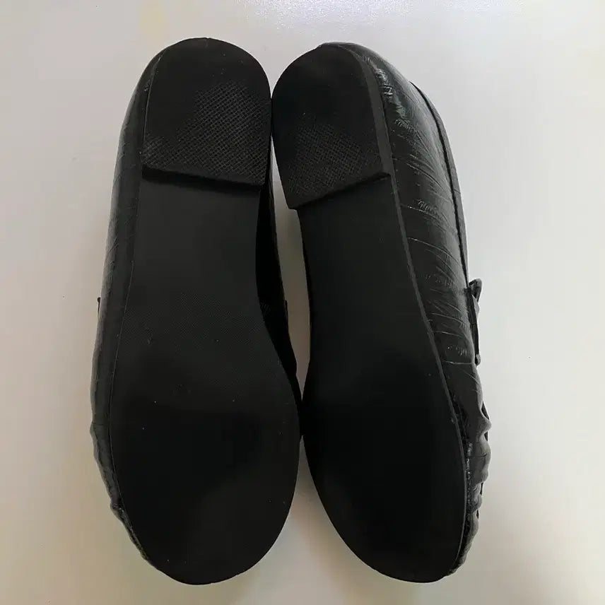 [BUNJANG] Rinkle Black Flat Loafers / 링클 플랫로퍼 (블랙)