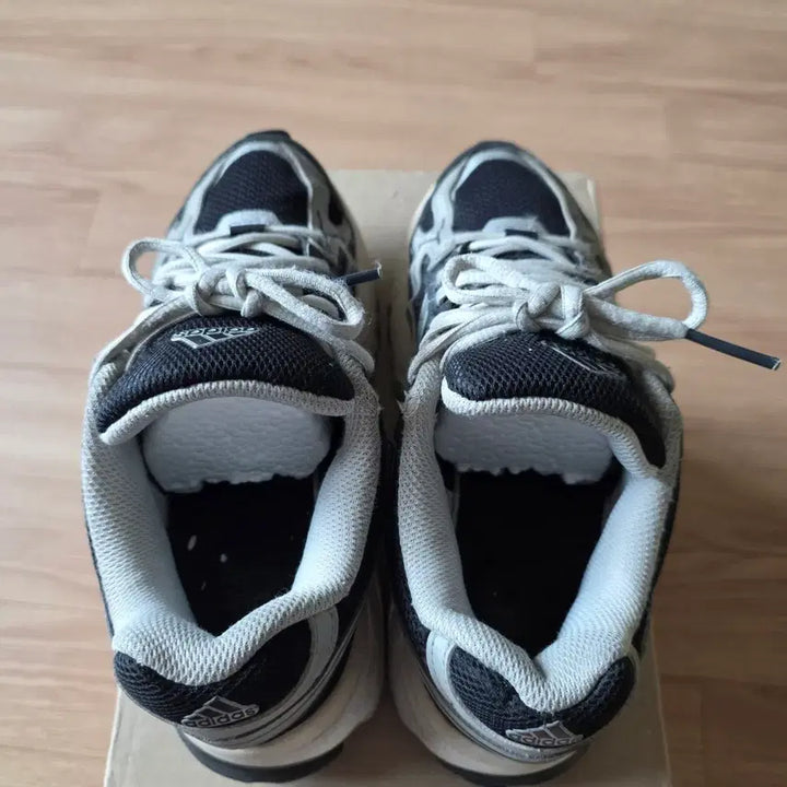 [BUNJANG] Adidas Black/Gray Sneakers 230 / 아디다스 블랙/그레이 운동화 230