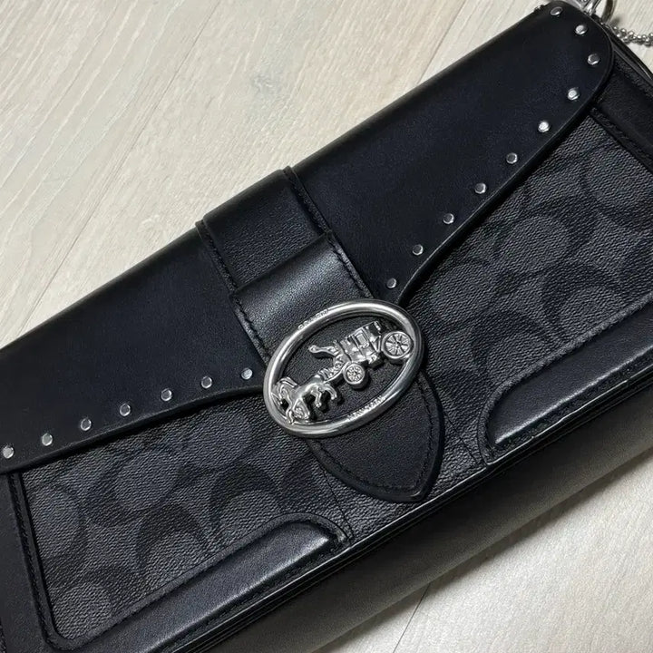 [BUNJANG] Coach Shoulder Bag Black / 코치 숄더백 블랙