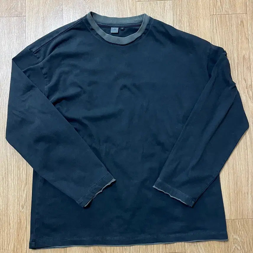 [SOLD OUT] 2)폴리테루 레이어드 롱 슬리브 딥 차콜 세이지