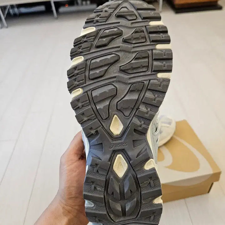 [BUNJANG] Asics Gel Sonoma Sneakers / 아식스 젤소노마