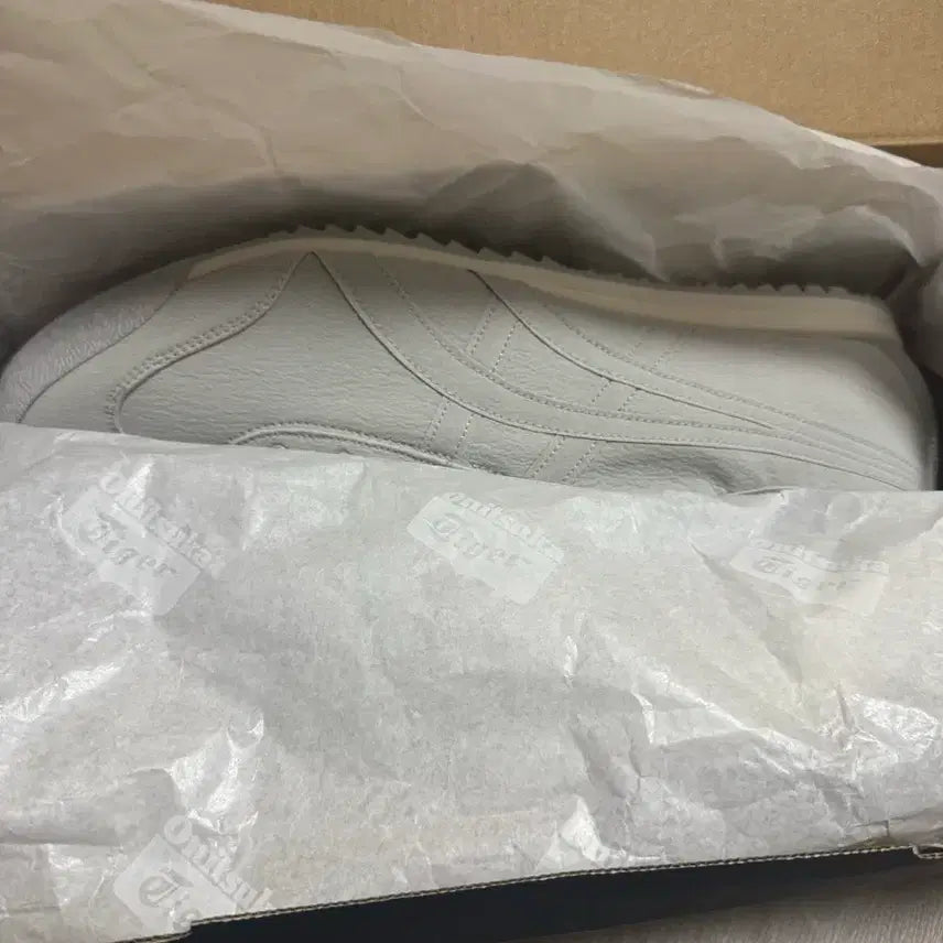 [BUNJANG] Onitsuka Tiger Mexico 66 Oyster Grey Shoes / 오니츠카 타이거 멕시코 66 오이스터 그레이 285