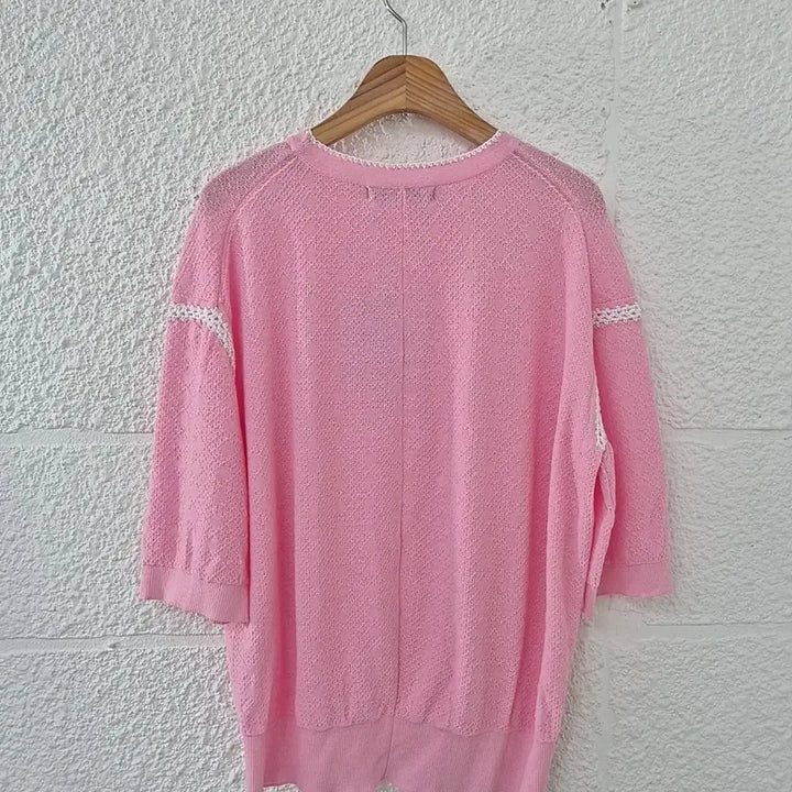 [BUNJANG] The Izzat Pink Summer Knit Lace Point Top / 새상품)더아이잗 핑크 여름 니트 레이스 포인트