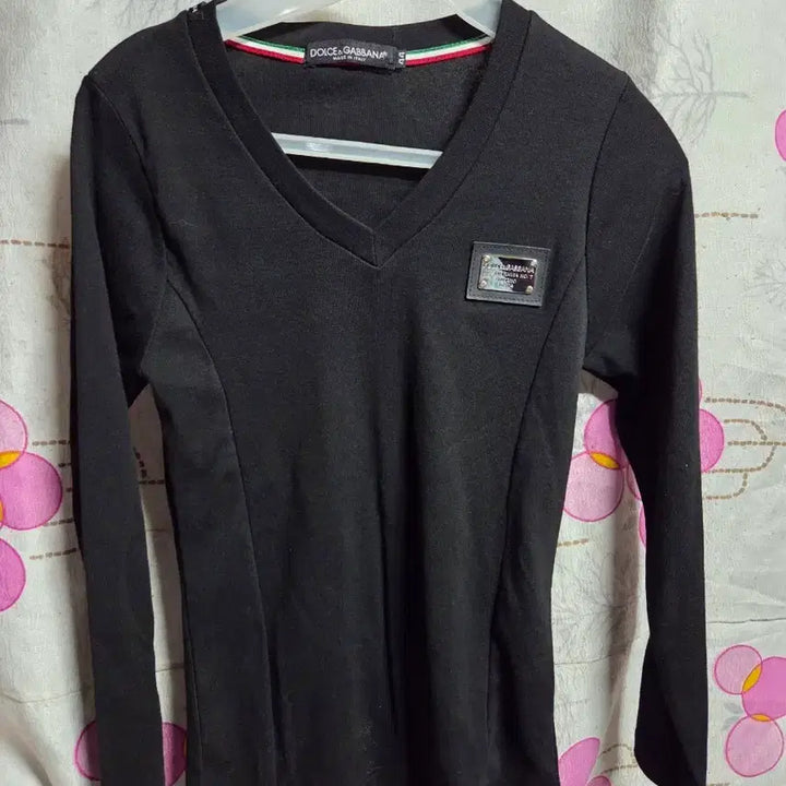 [SOLD OUT] 돌체앤가바나 블랙 브이넥 티셔츠 44(정품)