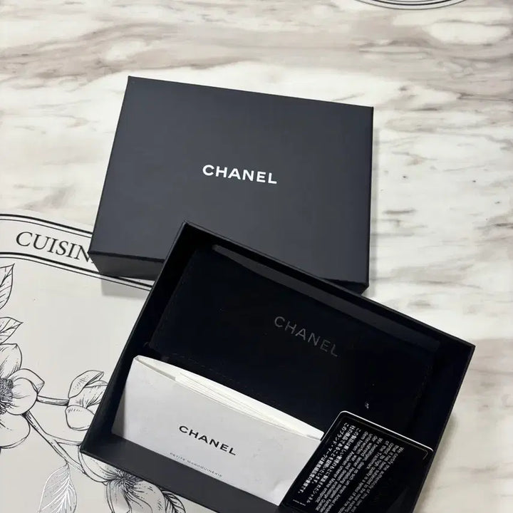 [BUNJANG] Chanel Zipper Wallet Silver Hardware / 샤넬 지퍼돌이 은장 31번대