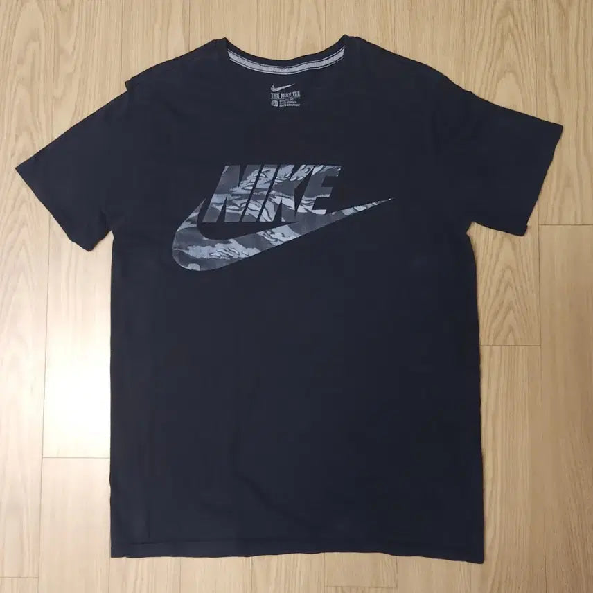 [BUNJANG] Nike Camo Swoosh Logo Short Sleeve T-Shirt / nike 나이키 카모스우시 로고  반팔티셔츠,런닝티셔츠 L