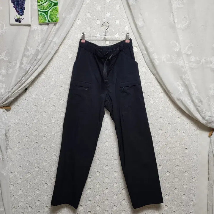 [BUNJANG] Uniqlo Unisex Pants Size 95-100 / 유니클로 팬츠 공용 95~100