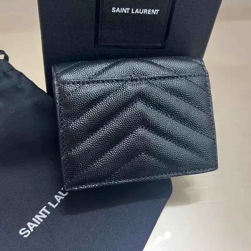 [BUNJANG] Saint Laurent Matelasse Card Holder - Black, Gold / 생로랑 마틀라세 카드지갑 블랙 금장