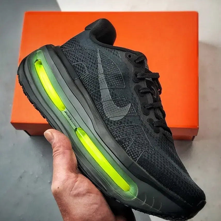 [BUNJANG] Nike Air Zoom Sneakers (Black/Fluorescent) - Size 265 / 나이키 운동화 블랙 형광색 에어줌 사이즈:265