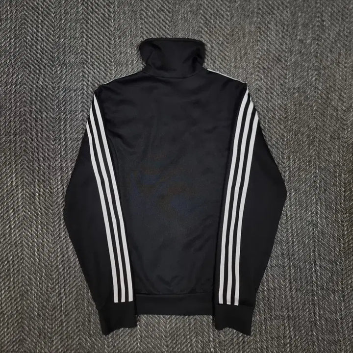 [BUNJANG] Adidas Europa Jersey Black / 아디다스 유로파 져지 블랙