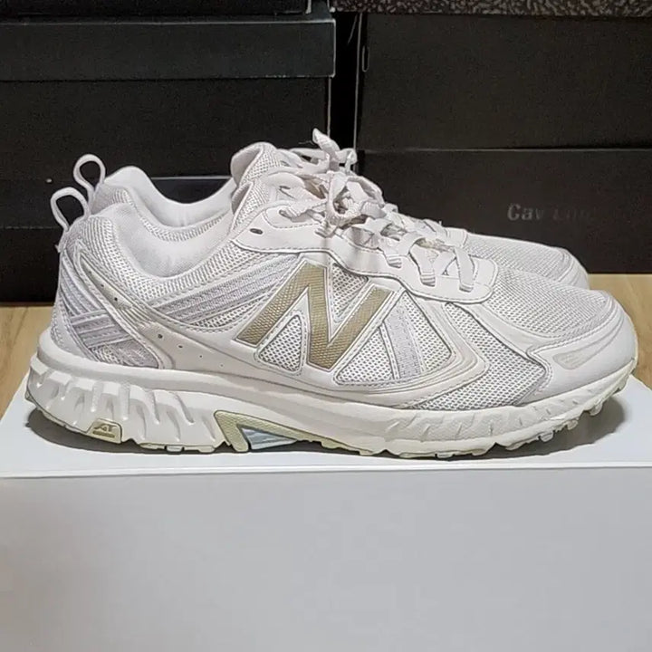 [BUNJANG] New Balance 410v5 Wide Ivory Running Shoes / 뉴발란스 280 410v5 와이드 아이보리
