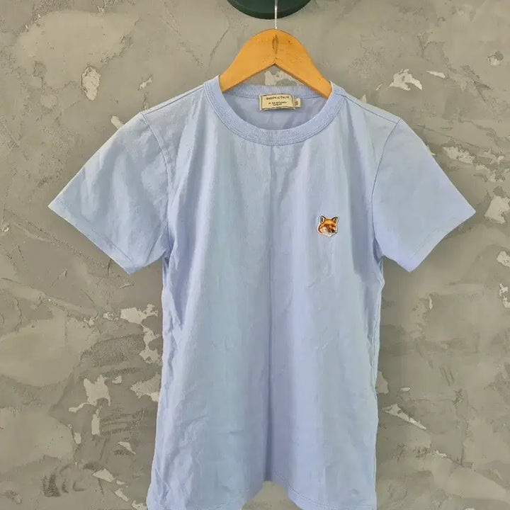 [BUNJANG] Maison Kitsuné Baby Fox Short Sleeve T-Shirt Light Blue XS / 메종키츠네 폭스 반팔 티셔츠 하늘색 xs