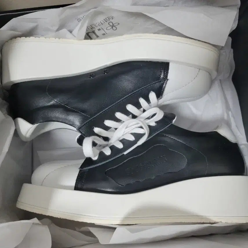 [BUNJANG] SoYouLeashur x Surgery SS005 Vibram Shoes / 쏘유레슈어 x 써저리 SS005 비브람 풀박스/ 260 <택포>