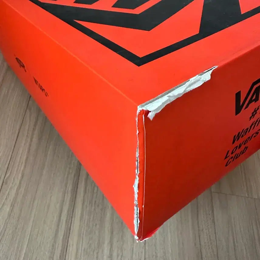 [BUNJANG] Vans Vault x WTAPS Old Skool LX Black Orange Sneakers / 반스 볼트 더블탭스 wtaps 올드스쿨 LX 블랙 오렌지 285 28.5