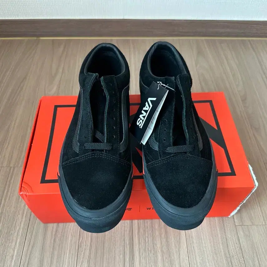 [BUNJANG] Vans Vault x WTAPS Old Skool LX Black Orange Sneakers / 반스 볼트 더블탭스 wtaps 올드스쿨 LX 블랙 오렌지 285 28.5