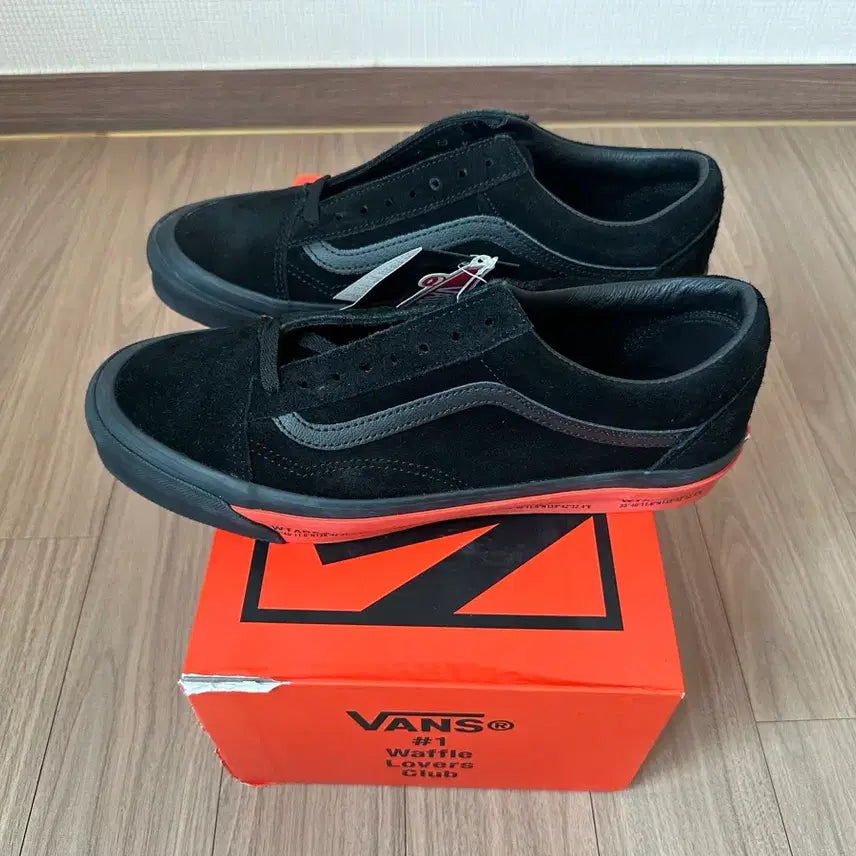 [BUNJANG] Vans Vault x WTAPS Old Skool LX Black Orange Sneakers / 반스 볼트 더블탭스 wtaps 올드스쿨 LX 블랙 오렌지 285 28.5