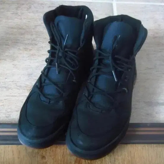 [BUNJANG] Timberland Black Leather Boots / 팀버랜드 검정색 가죽 워커 270미리