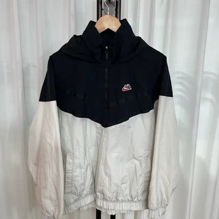 [BUNJANG] Nike Heritage Woven Windrunner Jacket L / 나이키 헤리티지 윈드러너 우븐 바람막이 L