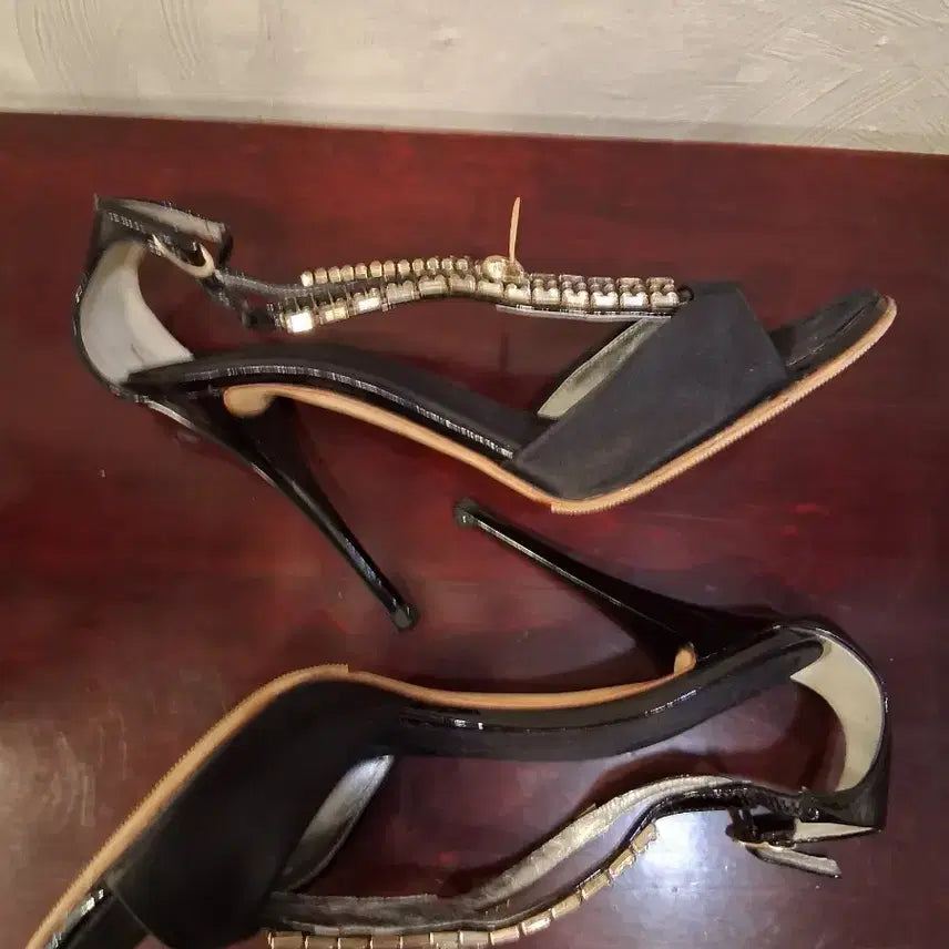 [BUNJANG] Giuseppe Zanotti Black Leather Heel Sandals / 쥬세페자노티 블랙 힐 샌들