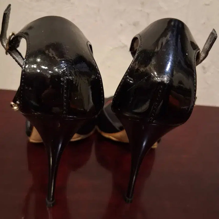 [BUNJANG] Giuseppe Zanotti Black Leather Heel Sandals / 쥬세페자노티 블랙 힐 샌들