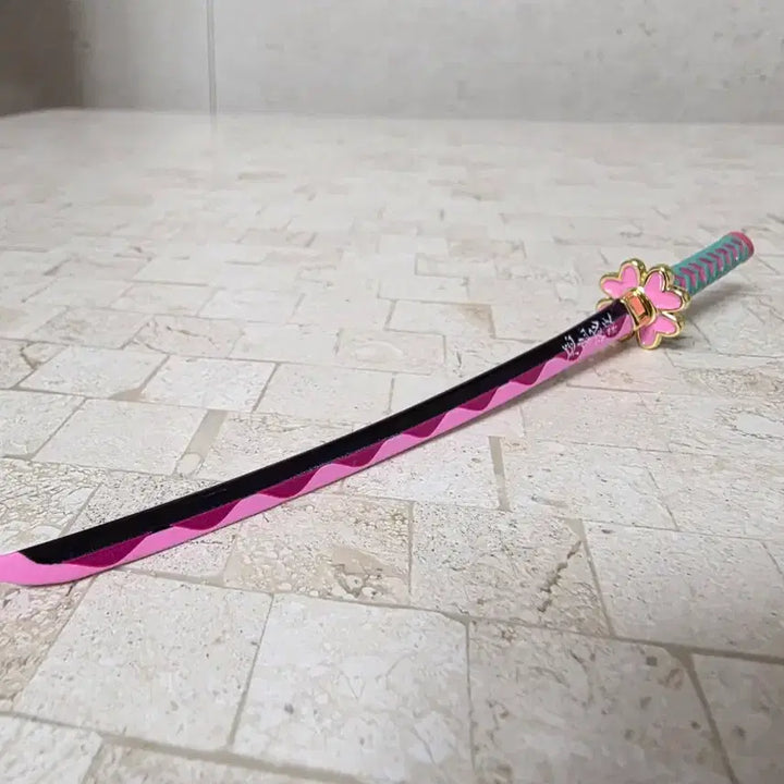 [BUNJANG] Demon Slayer Mitsuri Paper Knife / 귀멸의칼날 미츠리 페이퍼나이프
