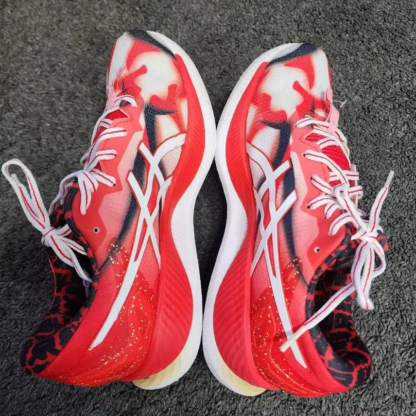 [BUNJANG] Asics Glideride Tokyo Marathon Edition Running Shoes / 아식스 글라이드라이드 도쿄 마라톤 에디션  255사이즈