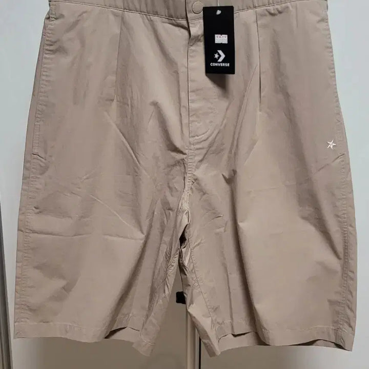 [BUNJANG] Converse Beige Pleated Shorts L / 컨버스 베이지 핀턱 반바지 L