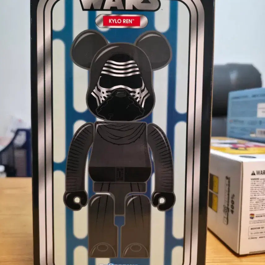 [BUNJANG] Bearbrick Star Wars Kylo Ren 400% Figure / 베어브릭 스타워즈 베어브릭 카일로렌 400% 미개봉