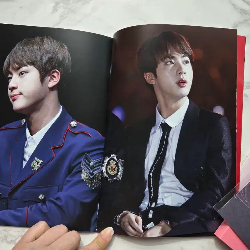 [SOLD OUT] 방탄소년단 진 사진 화보집 페이지