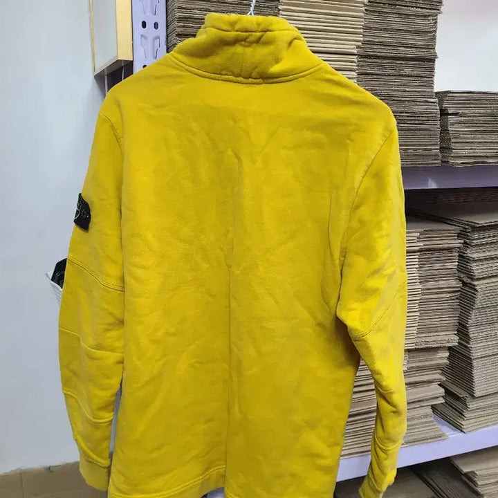 [SOLD OUT] 스톤아일랜드 옐로우 터틀후드 티셔츠 s 90~95