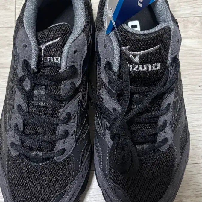 [BUNJANG] Mizuno MXR Black Running Shoes (230) / 미즈노 MXR 블랙 런닝화 230